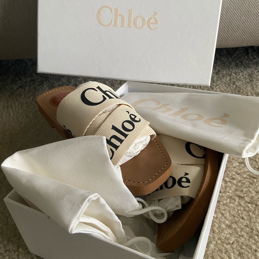 CHLOE WOODY FLAT MULE
